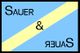 Blauer Hintergrund mit gelbem Streifen, darauf steht "Sauer & Reuar" in schwarzer Schrift.