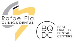 Logos de la Clínica Dental Rafael Pla y BQDC Best Quality Dental Centers.