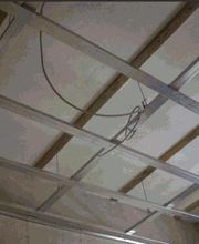 Herabsetzen der Raumdecke