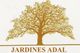 Árbol dorado con las palabras "Jardines Adal" debajo.