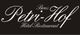 Schwarzes Schild mit weißer Schrift: "Bous Petri-Hof Hotel-Restaurant".
