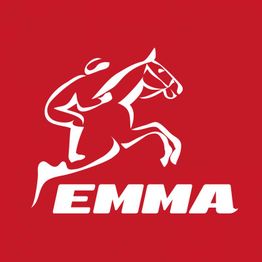 Rotes Logo mit weißer Zeichnung eines springenden Pferdes und Reiters, darunter der Text "EMMA".