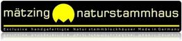 Logo von "Mätzing Naturstammhaus" mit gelbem Symbol und Slogan "Made in Germany".