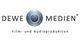 Logo der DEWE MEDIEN mit Schriftzug "Film- und Audioproduktion", Symbol in der Mitte.