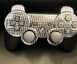 Playstation 3 Controller im Carbonlook duch Wassertransferdruck