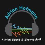 Logo mit Kopfhörern, bunten Wellen und Text: "Adrian Hofmann, Adrian Sound & Showtechnik".