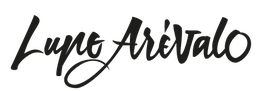 Texto en tipografía cursiva negra que dice "Lupe Arévalo".