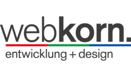 "Logo mit Text: webkorn. entwicklung + design, unterstreicht mit roten, grünen und blauen Linien."