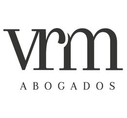 Texto "vrm Abogados" en fuente negra sobre fondo blanco.