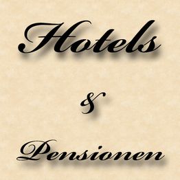 Der Schriftzug „Hotels & Pensionen“ in dekorativer Schrift auf beigem Hintergrund.