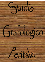 Testo su sfondo di legno dice: "Studio Grafologico Peritale".