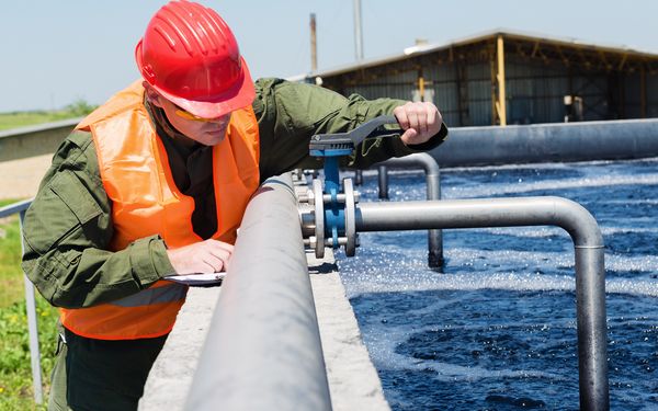 Trinkwasser: Hygiene & Aufbereitung - Von Entkalkungssystemen bis Chlor