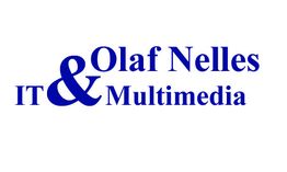 Text: Olaf Nelles IT & Multimedia in blauer Schrift auf weißem Hintergrund.