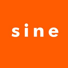 Orange Hintergrund mit weißem Text: „sine“.