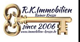 Goldener Schlüssel mit Text: "R.K. Immobilien, seit 2006, www.immobilien-kresse.de".