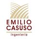 Logo de Emilio Casuso Ingeniería, letras marrones y fondo con líneas curvas en tonos beige.