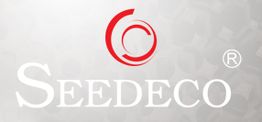 Logo von Seedeco mit rotem Symbol und Markenzeichen auf grauem Hintergrund.