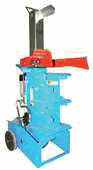Blauer und roter Holzspalter auf Rädern, vertikales Design für effizientes Holzspalten.