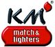 Logo mit schwarzem Text "KM" und rotem Text "match & lighters", rote Flamme oben rechts.