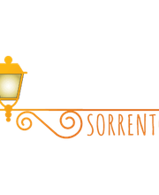 Logo del ristorante "La Lanterna Sorrento" con disegno di una lanterna gialla stilizzata.