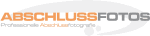 Logo mit Text: "ABSCHLUSSFOTOS, Professionelle Abschlussfotografie" in Orange und Grau.
