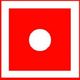 Cuadrado rojo con un círculo blanco en el centro.