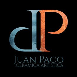 Logotipo de Juan Paco Cerámica Artística con las letras "JP" en colores azul y naranja.