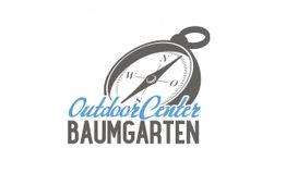 Logo mit einem Kompass und dem Text "Outdoor Center Baumgarten".