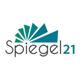 Logo mit grün-blauen geometrischen Formen und dem Text "Spiegel 21".