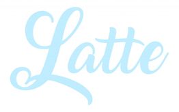 Texto azul claro que dice "Latte" en cursiva sobre fondo blanco.