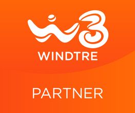 Logo WindTre Partner su sfondo arancione.