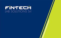 Logo di "Fintech Lab Solutions Srl" su sfondo blu con bordo verde e blu.