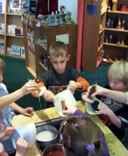 Kerzenziehen zum Kindergeburtstag