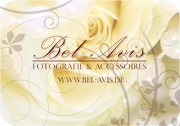 Blassgelbe Rosen mit Schrift: "Bel-Avis Fotografie & Accessoires, www.bel-avis.de".