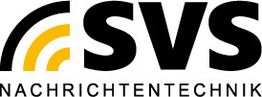 Logo mit gelbem und schwarzem Bogen, Text "SVS Nachrichtentechnik".