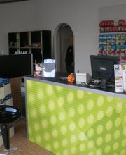 Drucker-Tankwart Laden innen