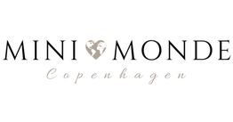 Logo med teksten "Mini Monde Copenhagen" og et hjerte med verdenskort i midten.
