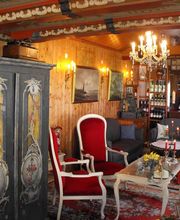 Antik- u. Weinstüberl \"Zum Wildschütz\" ...das wohl \"griabigste\" Stüberl am Tegernsee