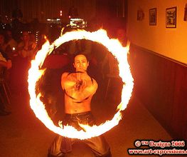 FIRE TWISTER Feuerkünstler Feuerspucker Feuerschlucker Feuershow Feuerartistik Feuertanz Feuerperfor
