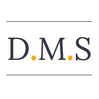 Logo avec les lettres D.M.S et des points orange entre elles, encadré de lignes horizontales.