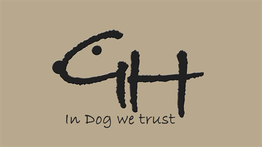 Logo mit Hundegesicht und Text: "In Dog we trust" auf beigem Hintergrund.