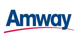 Schriftzug "Amway" in Blau mit rotem Bogen darunter auf weißem Hintergrund.