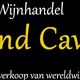 Witte tekst "Grand Cave" op zwarte achtergrond met wijnglas, importeur wereldwijnen.