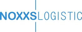 Blaues Logo mit dem Text "NOXXS LOGISTIC" und einer senkrechten Linie in der Mitte.