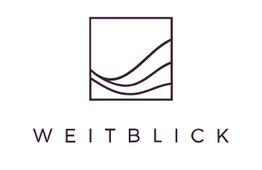 Logo mit rechteckigem Rahmen und geschwungenen Linien, darunter der Schriftzug "WEITBLICK".