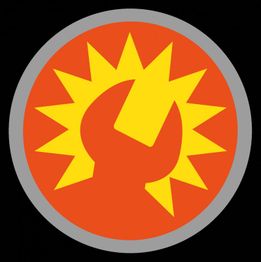 Symbol mit gelbem Zahnrad auf rotem Kreis, grauem Rand, erinnert an technisches Logo.