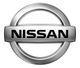 Nissan-Logo in Silber und Schwarz mit kreisförmigem Design.
