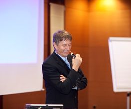 Verkaufstrainer und Keynote Speaker Thomas Burzler