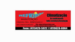 Banner vermelho de empresa de climatização com informações de contato e serviços oferecidos.