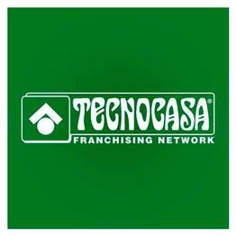 Logo verde de Tecnocasa con texto "Franchising Network" y símbolo de casa.